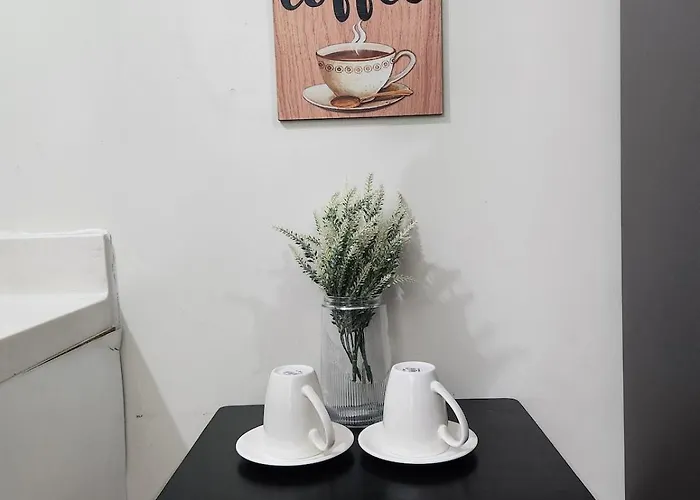 Big Near North Avenue And Trinoma Apartamento
